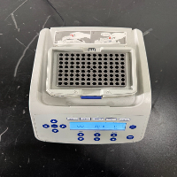 Eppendorf ThermoMixer C image 3